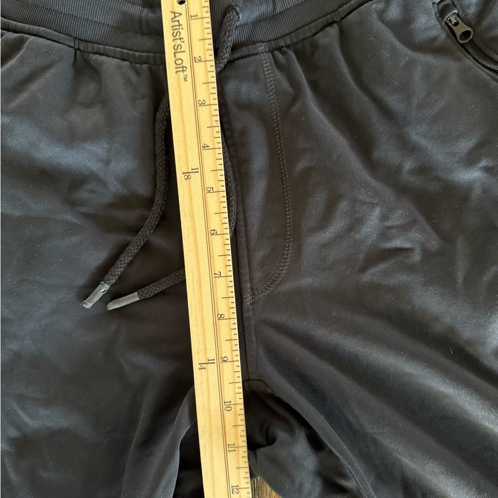 Under Armour Loose Fit ColdGear Black Men’s Joggers Size M - Picture 5 of 9